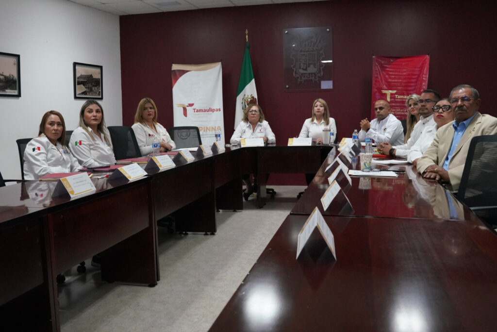 Capacitan a funcionarios municipales para fortalecer la protección de niñas, niños y adolescentes en Nuevo Laredo Capacitan a funcionarios municipales para fortalecer la protección de niñas, niños y adolescentes en Nuevo Laredo