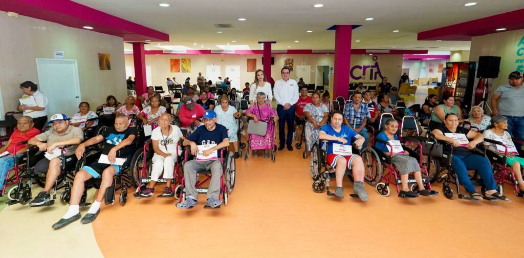 DIF Nuevo Laredo entrega 61 apoyos a personas con discapacidad