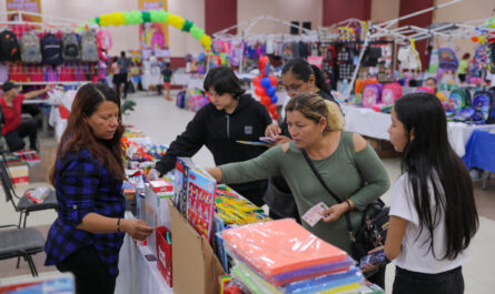 Invita Gobierno de Nuevo Laredo a emprendedores locales a participar en el Bazar Back to School