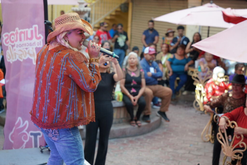 Invitan a cuarta jornada del concurso de karaoke “Cantando en el Mercado”