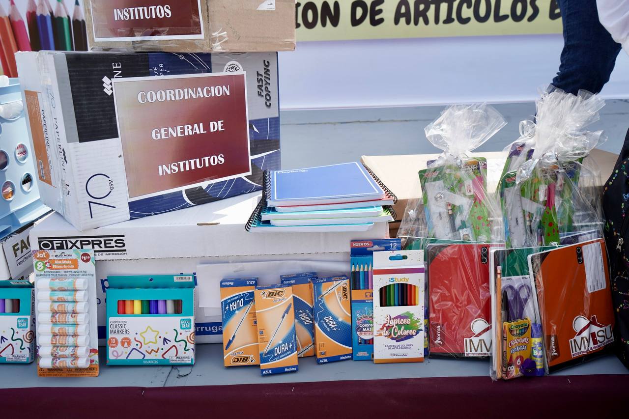 Se suman ciudadanos y organismos a “Escuelatón 2025” para apoyar con útiles escolares a niñas y niños de Nuevo Laredo