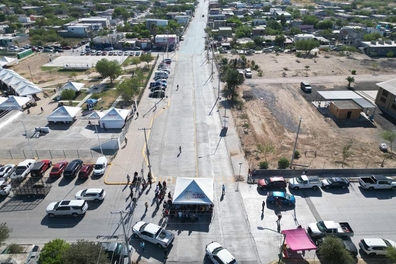 Alcaldesa Carmen Lilia Canturosas cumple con más obras en la colonia Francisco Villa Alcaldesa Carmen Lilia Canturosas cumple con más obras en la colonia Francisco Villa