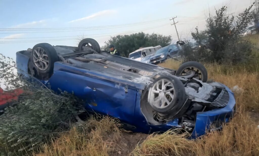Un herido tras volcadura en libramiento de Reynosa