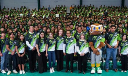 Carmen Lilia encabeza inicio de ciclo en el Tec de Nuevo Laredo