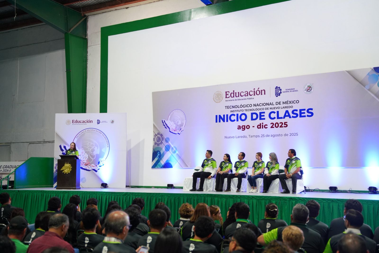 Encabeza alcaldesa Carmen Lilia Canturosas el arranque del ciclo escolar del Tec de Nuevo Laredo Encabeza alcaldesa Carmen Lilia Canturosas el arranque del ciclo escolar del Tec de Nuevo Laredo