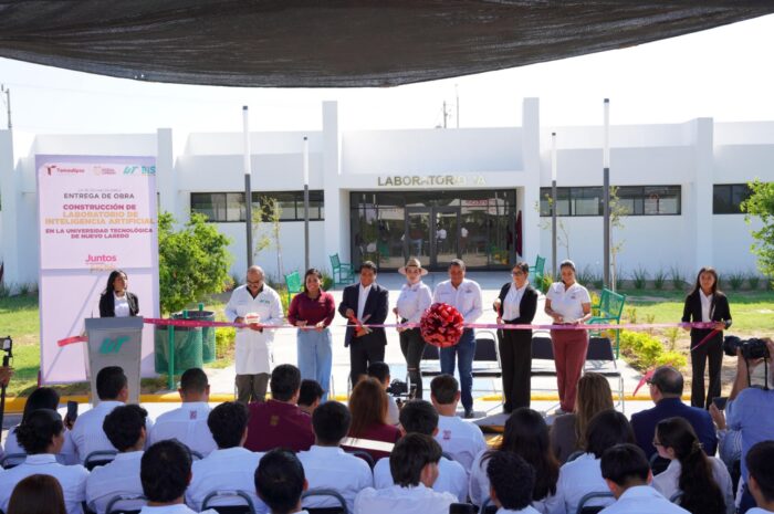 Nuevo Laredo marca pauta en Tamaulipas: entrega Carmen Lilia Canturosas laboratorio de inteligencia artificial en la Universidad Tecnológica