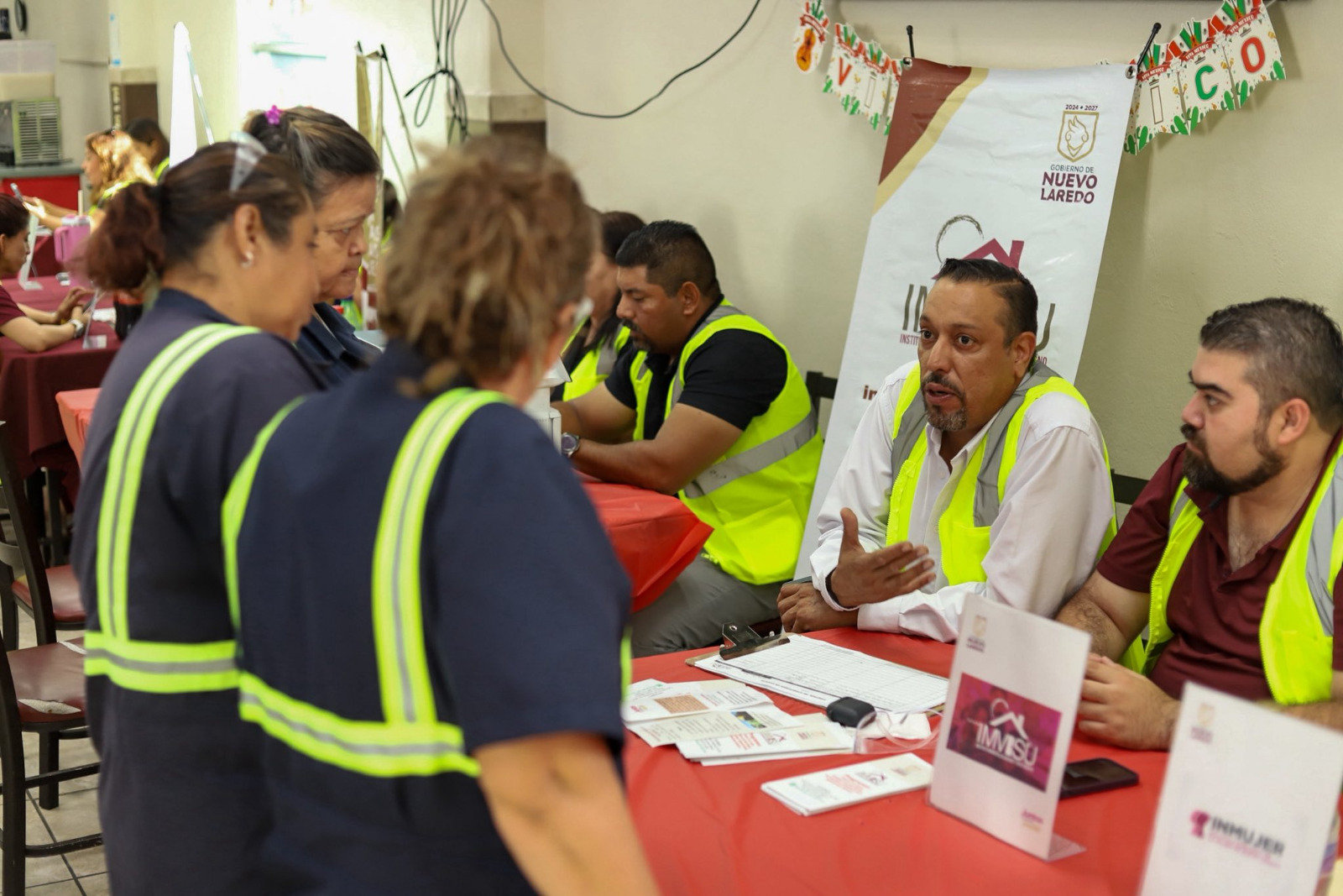 Gobierno de Nuevo Laredo acerca servicios a más de 270 trabajadores de la empresa Chromalox Gobierno de Nuevo Laredo acerca servicios a más de 270 trabajadores de la empresa Chromalox