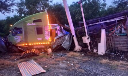 Choque múltiple en la Victoria–Monterrey moviliza a Guardia Estatal