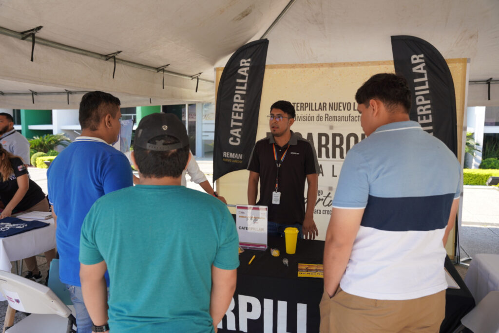 Juventudes de Nuevo Laredo encuentran oportunidades laborales en la Segunda Feria Universitaria del Empleo
