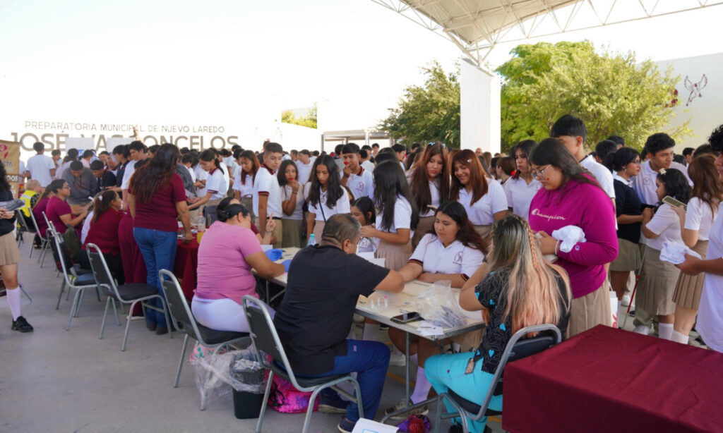 IMJUVE lleva “Brigada de Contacto Joven” a la Preparatoria Municipal José Vasconcelos IMJUVE lleva “Brigada de Contacto Joven” a la Preparatoria Municipal José Vasconcelos