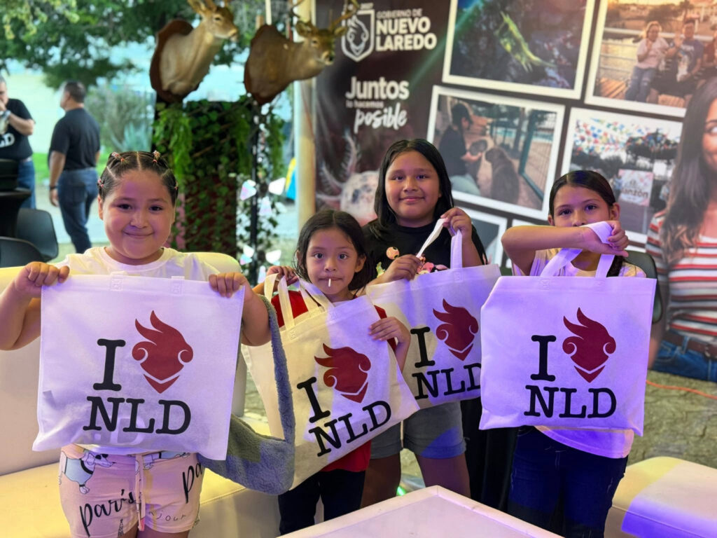 Familias disfrutan de Nuevo Laredo en la Feria Tamaulipas Familias disfrutan de Nuevo Laredo en la Feria Tamaulipas