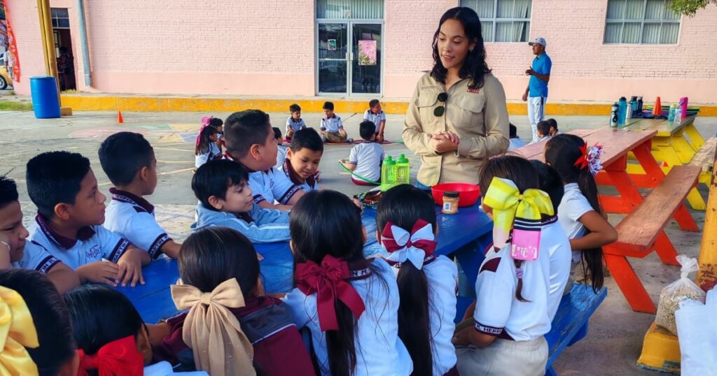 Niñas y niños aprenden a cuidar el entorno con el taller “Comedero para aves” del Gobierno de Nuevo Laredo
