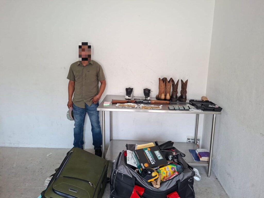 Detienen a pasajero con rifle y cartuchos en cruce internacional de Matamoros