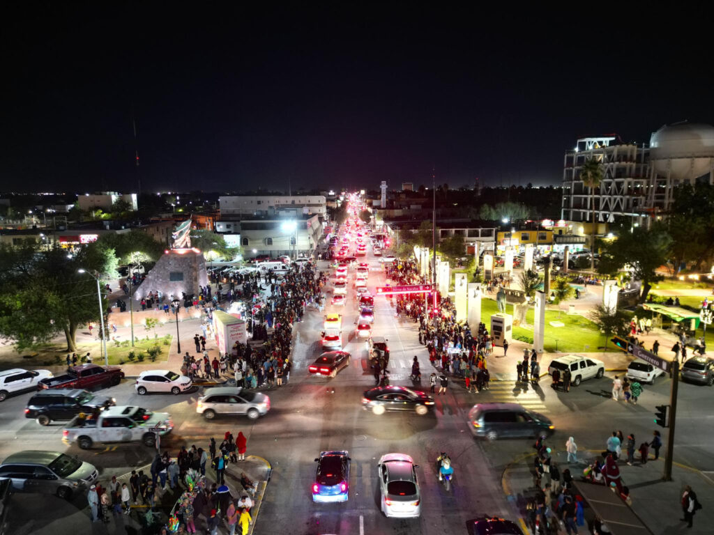 Disfrutan familias de Nuevo Laredo noche de Halloween; reportan autoridades saldo blanco