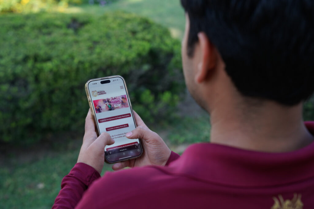 Gobierno de Nuevo Laredo amplía red de internet municipal gratuita en plazas, hospitales y espacios públicos Gobierno de Nuevo Laredo amplía red de internet municipal gratuita en plazas, hospitales y espacios públicos