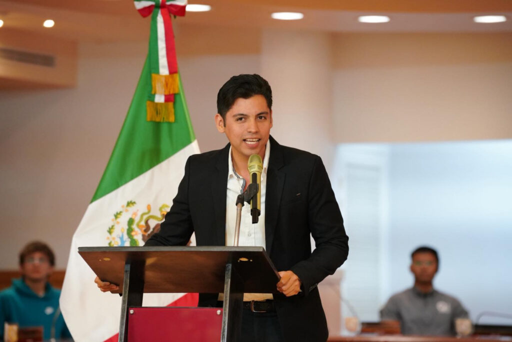 Gobierno de Nuevo Laredo impulsa la voz juvenil con exitosa gala de oratoria en el Cabildo Gobierno de Nuevo Laredo impulsa la voz juvenil con exitosa gala de oratoria en el Cabildo