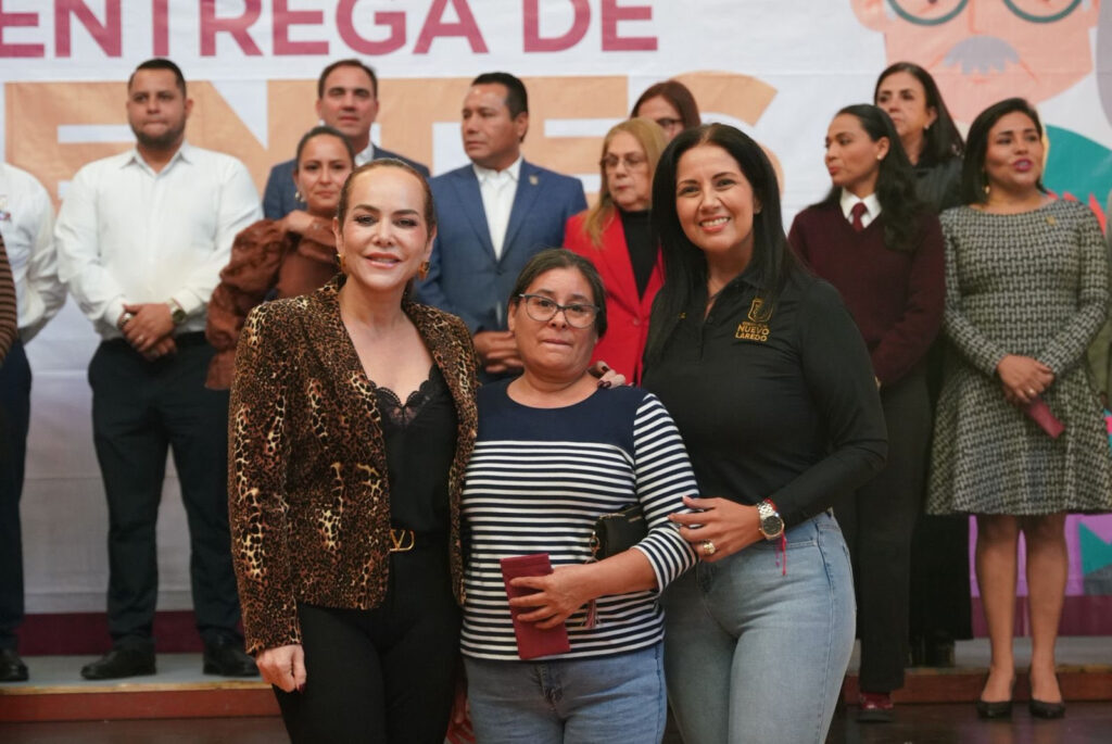 Gobierno de Nuevo Laredo entrega 260 pares de lentes en nueva jornada de apoyo a la salud visual