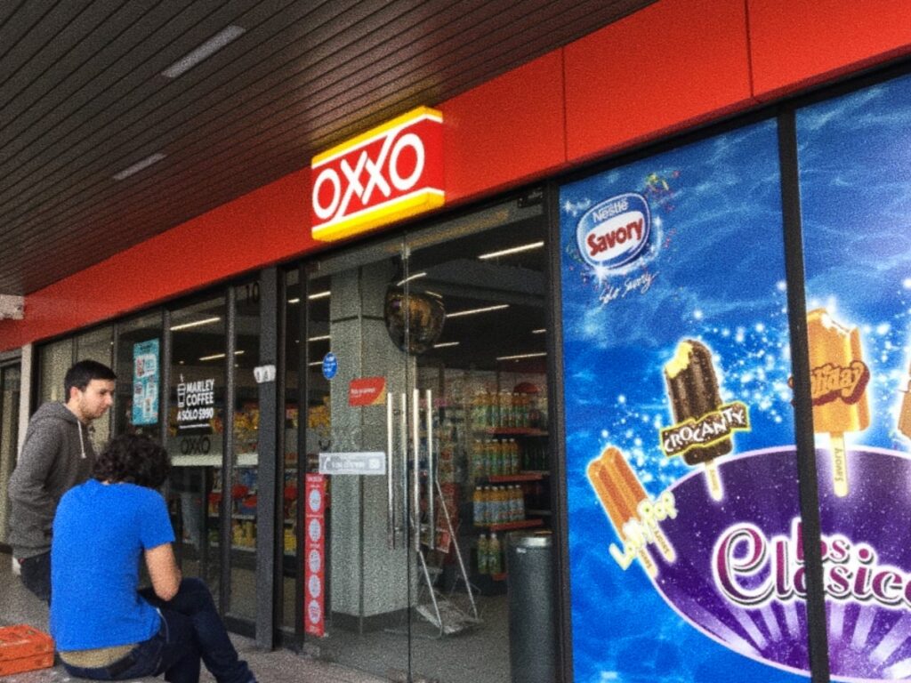 FEMSA niega cierre de tiendas OXXO en Río Bravo