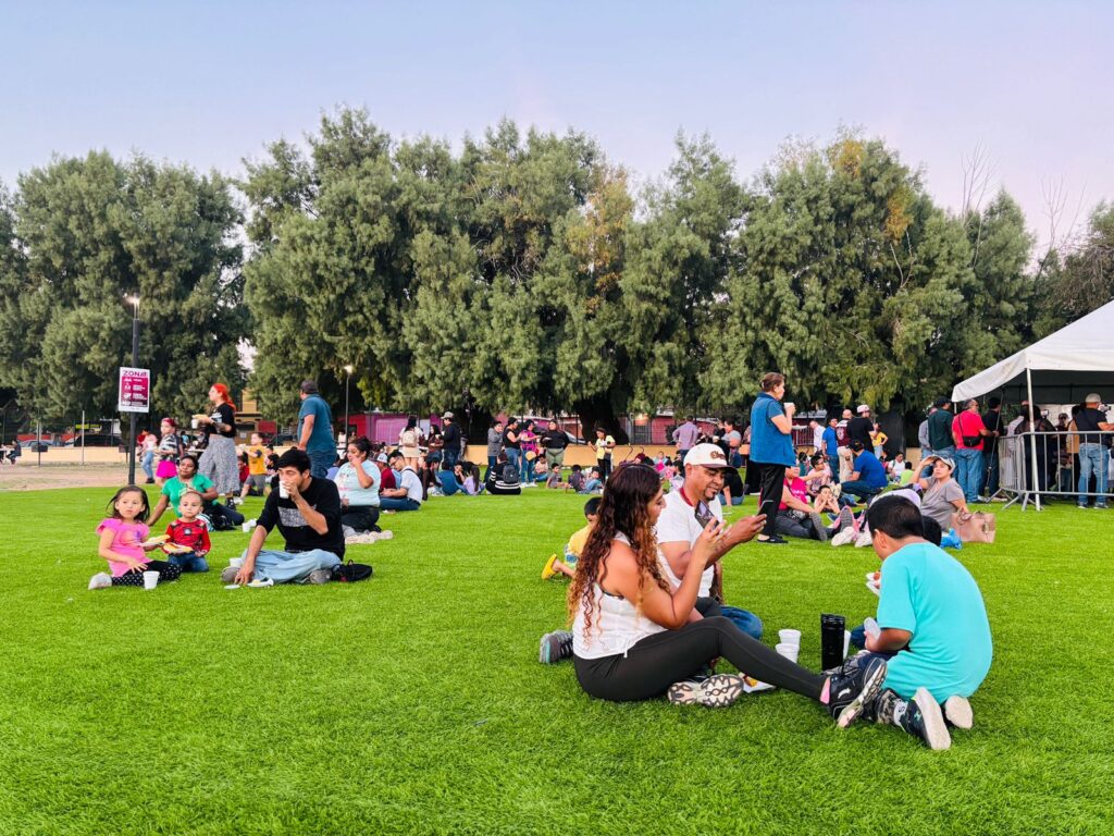Con mega rosca de 60 metros, Gobierno Municipal celebra el Día de Reyes junto a familias de Nuevo Laredo