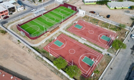 Carmen Lilia Canturosas entrega obras de infraestructura deportiva y bienestar comunitario en colonia Nueva Era