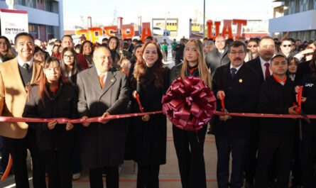 Inaugura alcaldesa Carmen Lilia Canturosas y rector de la UAT obras de infraestructura educativa en la Prepa UAT