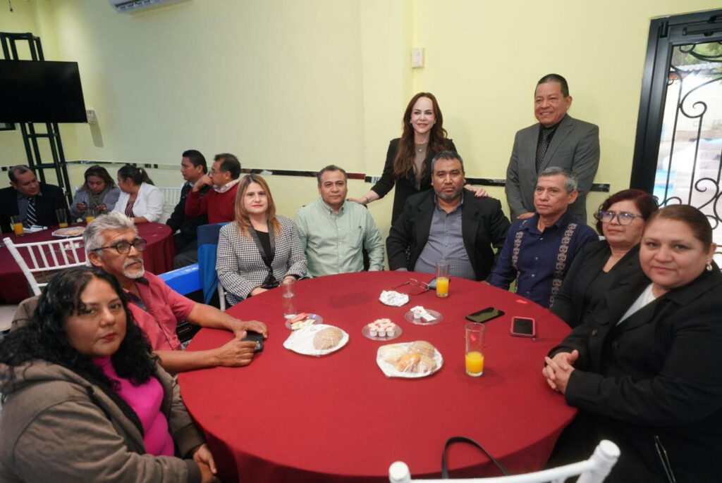 Fortalece Carmen Lilia Canturosas lazos de unidad y colaboración con líderes religiosos de Nuevo Laredo