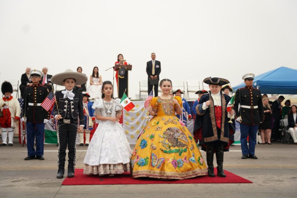 Celebran los Dos Laredos alianza estratégica en Ceremonia del Abrazo; nombran a Carmen Lilia Sra. Internacional 2026