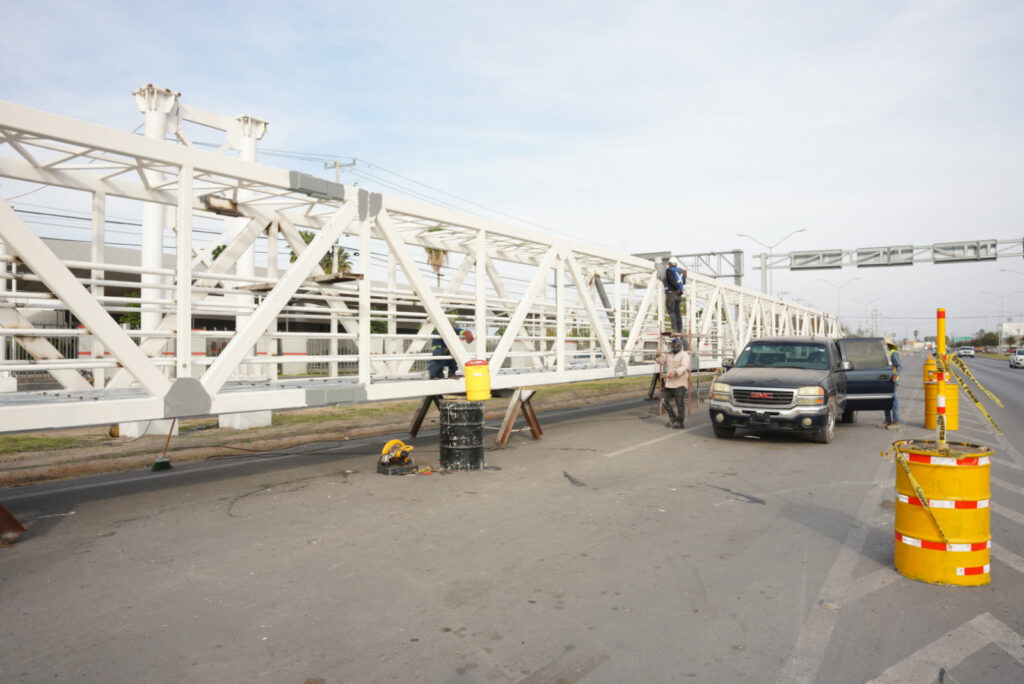 Gobierno de Nuevo Laredo iniciará instalación de puente peatonal en Calzada de los Héroes; cerrarán vialidad Gobierno de Nuevo Laredo iniciará instalación de puente peatonal en Calzada de los Héroes; cerrarán vialidad