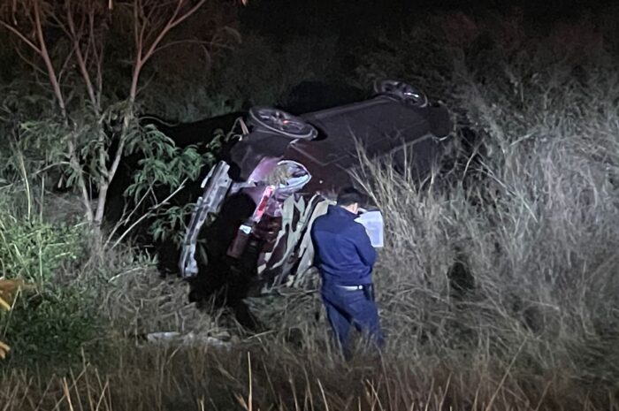 Volcadura en la Mante–Valles cobra la vida de un joven de 18 años