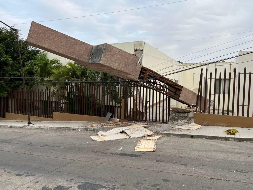 Fuertes rachas de viento provocan daños en el sur del estado Fuertes rachas de viento provocan daños en el sur del estado