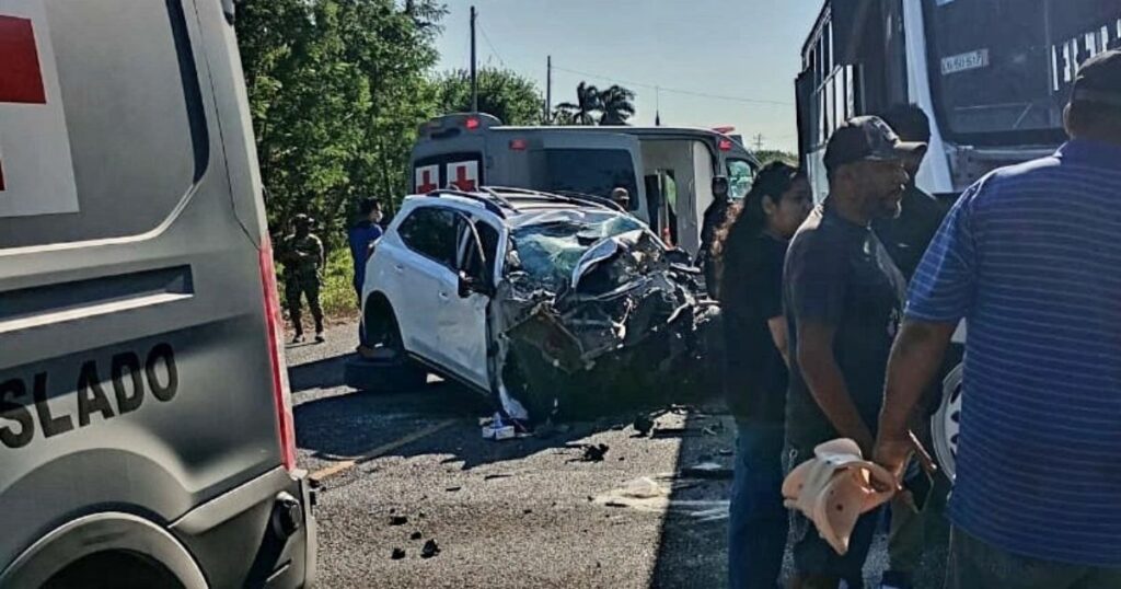 Choque en La Pesca deja 2 muertos y heridos