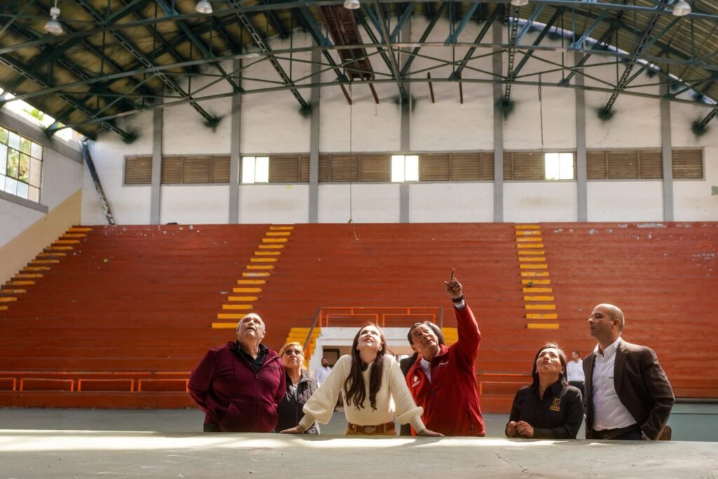 Avanza rehabilitación del Escuadrón 201; Carmen Lilia reafirma compromiso con el patrimonio histórico de Nuevo Laredo Avanza rehabilitación del Escuadrón 201; Carmen Lilia reafirma compromiso con el patrimonio histórico de Nuevo Laredo