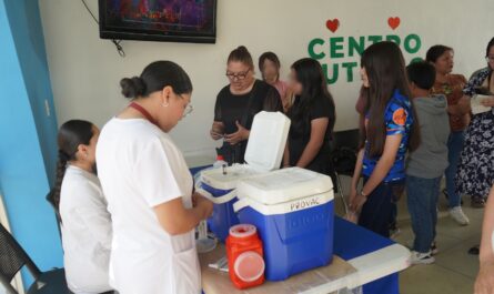 Refuerzan protección de la niñez en el Centro de Autismo del DIF Nuevo Laredo con jornada de vacunación