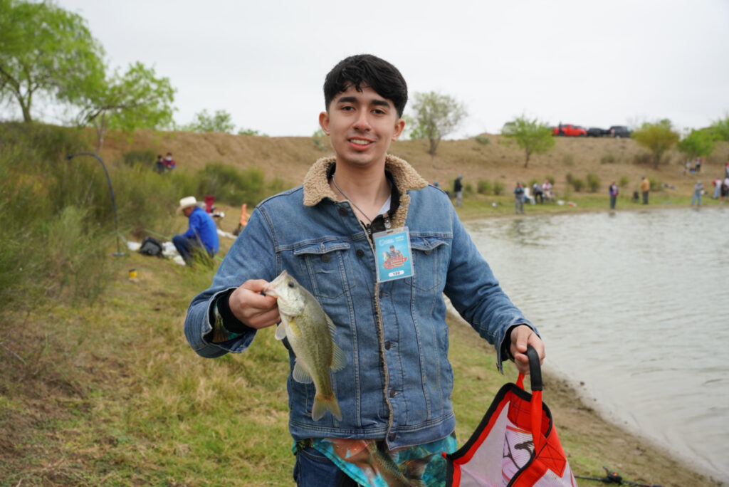Responden familias a torneo y clínica de pesca organizada por el gobierno de Nuevo Laredo