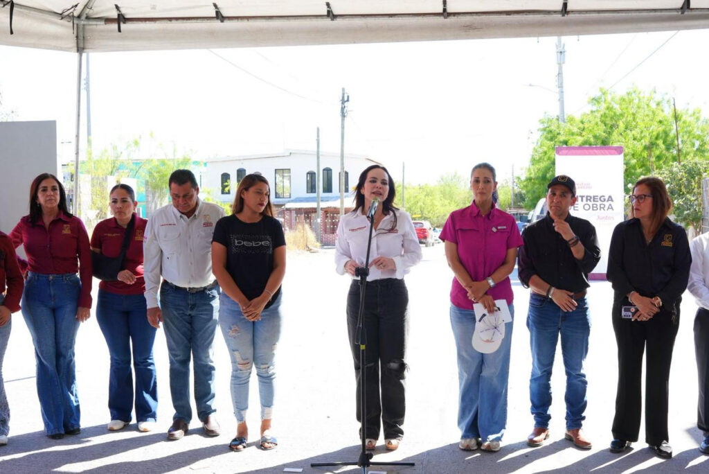 Calles dignas transforman la vida de familias en colonia Francisco Villa; entrega alcaldesa Carmen Lilia Canturosas pavimentaciones