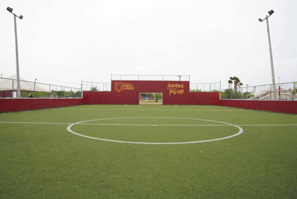 Gobierno municipal fortalece infraestructura deportiva con rehabilitación de espacios al poniente y sur de Nuevo Laredo Gobierno municipal fortalece infraestructura deportiva con rehabilitación de espacios al poniente y sur de Nuevo Laredo