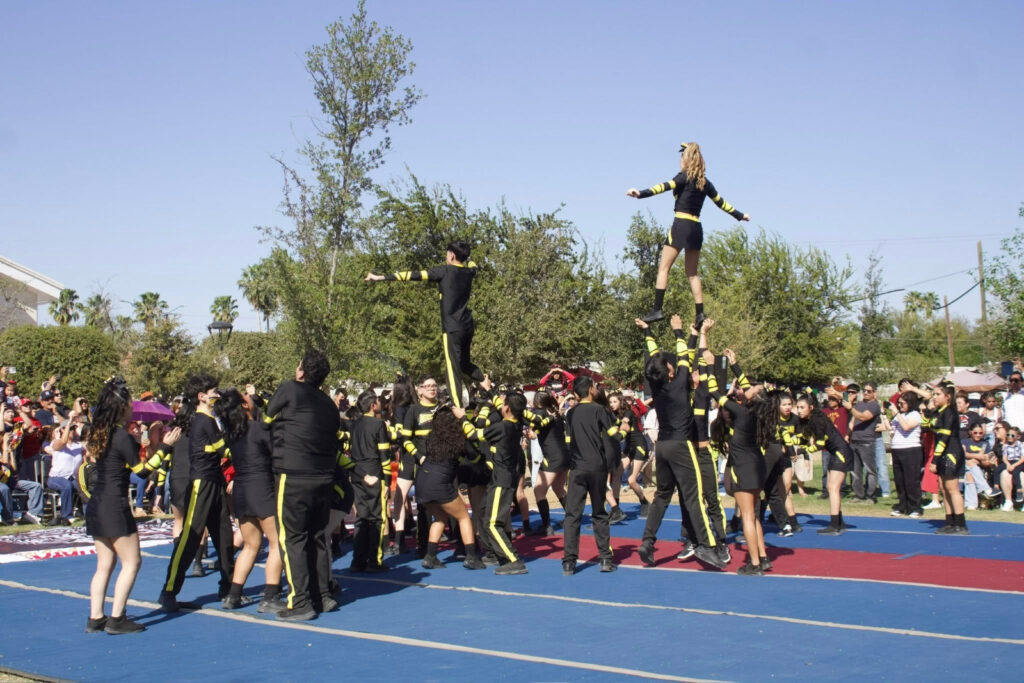 Impulsa Gobierno de Nuevo Laredo talento juvenil con exitoso “Showcase: Cheer & Dance” en Plaza Zaragoza