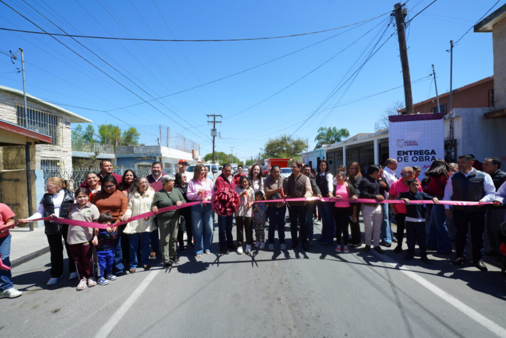 Mejora Gobierno Municipal vialidad al poniente y centro de Nuevo Laredo con obras de repavimentación