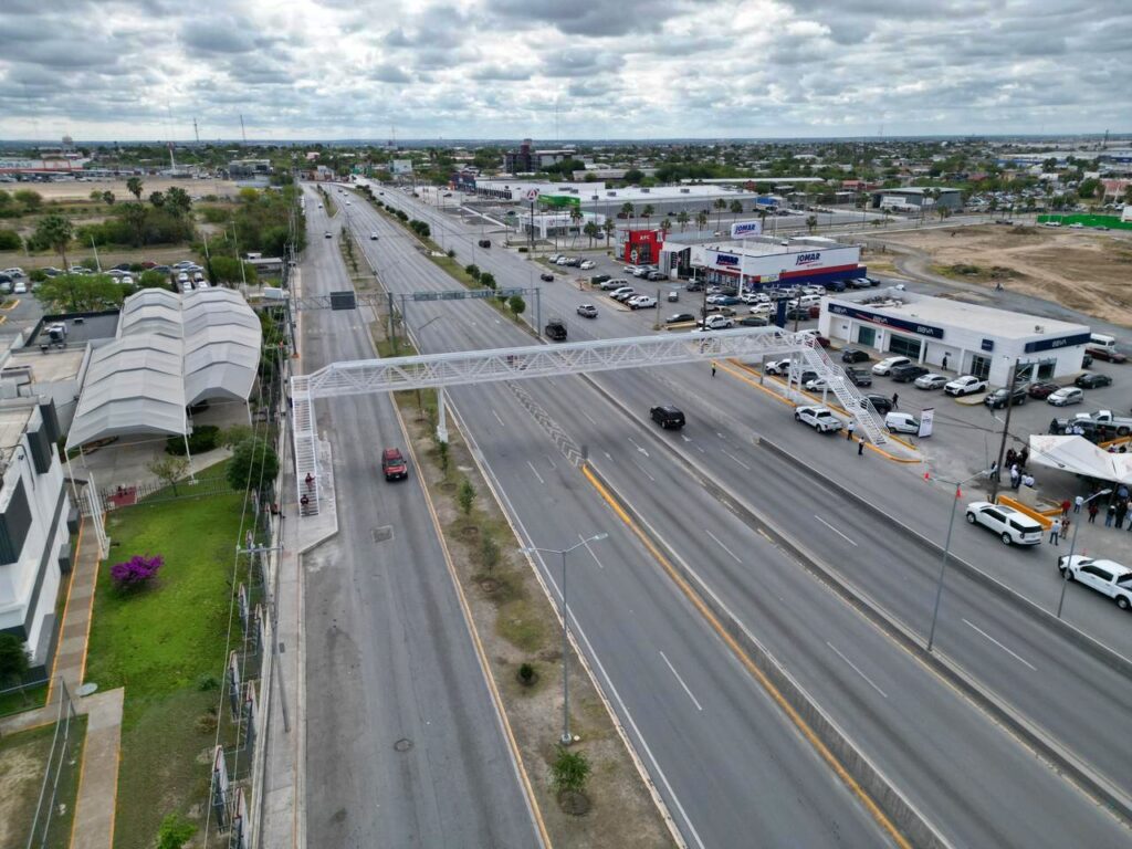 Cumple alcaldesa Carmen Lilia Canturosas con obras de seguridad vial para familias del poniente