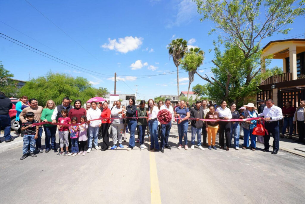 Gobierno de Nuevo Laredo transforma con pavimentación las colonias 150 Aniversario, Cavazos Lerma y Los Álamos Gobierno de Nuevo Laredo transforma con pavimentación las colonias 150 Aniversario, Cavazos Lerma y Los Álamos