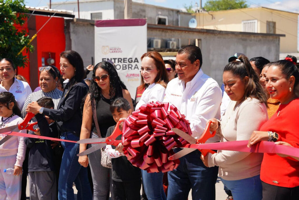 Gobierno de Nuevo Laredo transforma con pavimentación las colonias 150 Aniversario, Cavazos Lerma y Los Álamos