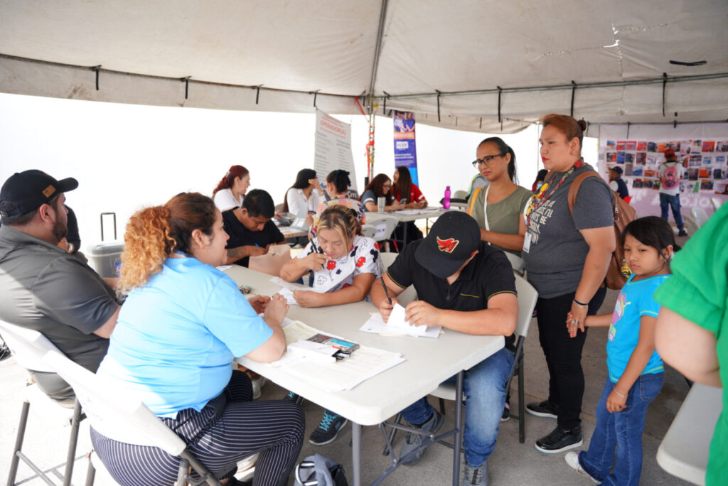 “Empleo en tu Colonia” impulsa contrataciones en Valles de Anáhuac, Nuevo Laredo
