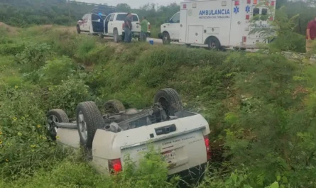 Accidente de carroza funeraria deja un lesionado en San Fernando