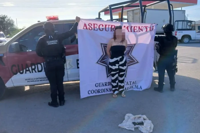 Aseguran arma y detienen a mujer en Aldama, Tamaulipas