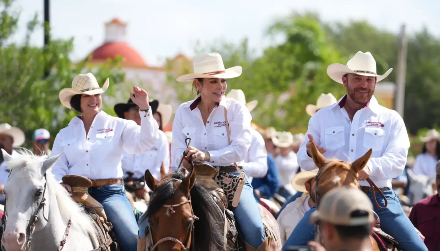 Fortalece Carmen Lilia Canturosas lazos de hermandad con Nueva Ciudad Guerrero; se une a tradicional Cabalgata de San Juan