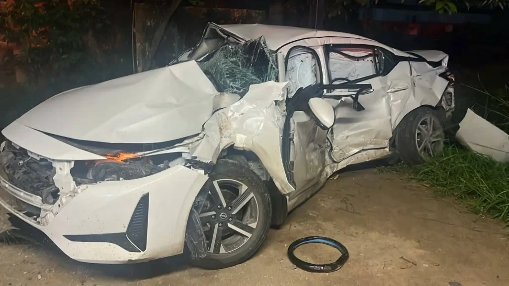 Automóvil es arrastrado por tren en Altamira; conductora resulta ilesa Automóvil es arrastrado por tren en Altamira; conductora resulta ilesa