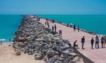 Restringen vehículos y alcohol en playas de Tamaulipas