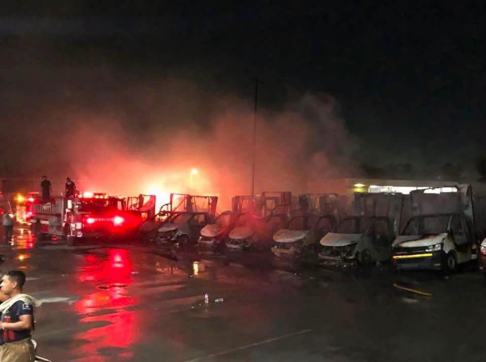 Voraz incendio destruye más de 40 unidades de Sabritas en Matamoros Voraz incendio destruye más de 40 unidades de Sabritas en Matamoros